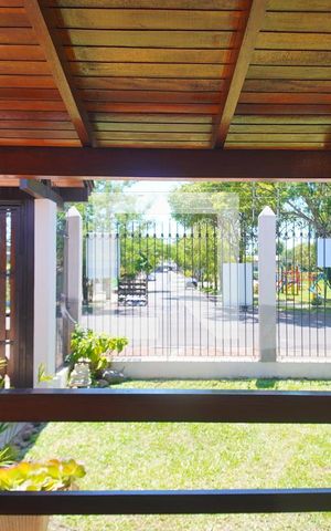 Casa à venda com 90m², 2 quartos e 3 vagas Casa à venda com 90m², 2 quartos e 3 vagasVista do Quarto 1