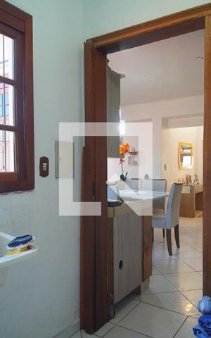 Casa à venda com 90m², 2 quartos e 3 vagas Casa à venda com 90m², 2 quartos e 3 vagasÁrea de Serviço