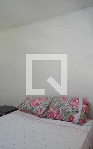 Casa à venda com 90m², 2 quartos e 3 vagas Casa à venda com 90m², 2 quartos e 3 vagasQuarto 1