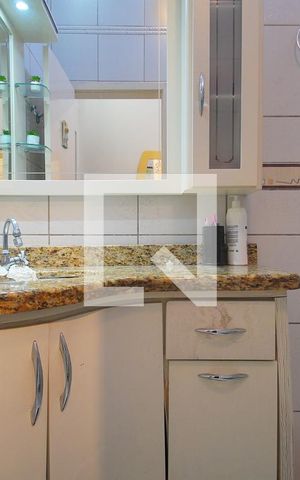 Casa à venda com 90m², 2 quartos e 3 vagas Casa à venda com 90m², 2 quartos e 3 vagasBanheiro