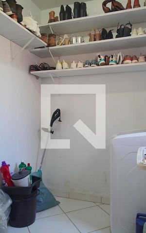 Casa à venda com 90m², 2 quartos e 3 vagas Casa à venda com 90m², 2 quartos e 3 vagasÁrea de Serviço