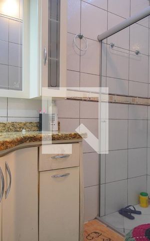Casa à venda com 90m², 2 quartos e 3 vagas Casa à venda com 90m², 2 quartos e 3 vagasBanheiro