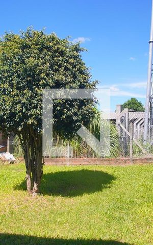 Casa à venda com 85m², 3 quartos e 2 vagas Casa à venda com 85m², 3 quartos e 2 vagasQuintal