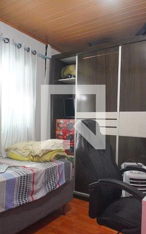 Casa à venda com 85m², 3 quartos e 2 vagas Casa à venda com 85m², 3 quartos e 2 vagasQuarto 1