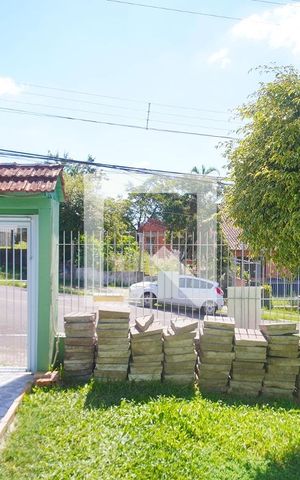 Casa à venda com 85m², 3 quartos e 2 vagas Casa à venda com 85m², 3 quartos e 2 vagasVista da Sala