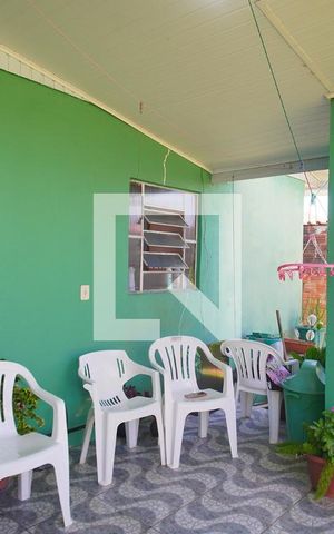 Casa à venda com 85m², 3 quartos e 2 vagas Casa à venda com 85m², 3 quartos e 2 vagasChurrasqueira