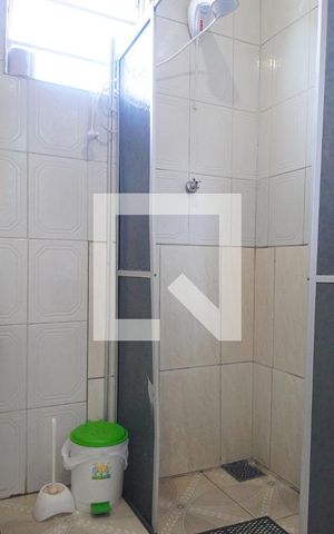 Casa à venda com 85m², 3 quartos e 2 vagas Casa à venda com 85m², 3 quartos e 2 vagasBanheiro