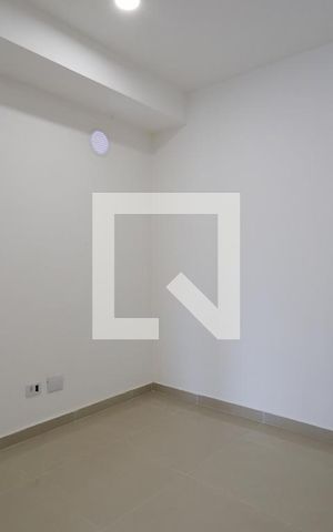 Studio para alugar com 32m², 1 quarto e sem vaga Studio para alugar com 32m², 1 quarto e sem vagaÁrea comum - Sala de reuniões