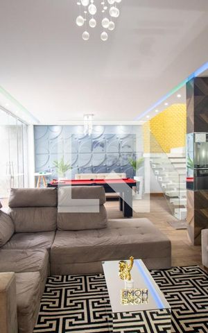 Casa de condomínio à venda com 300m², 3 quartos e 2 vagasSala