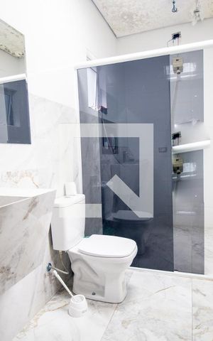 Casa de condomínio à venda com 300m², 3 quartos e 2 vagasBanheiro Social 2