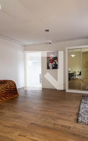 Casa de condomínio à venda com 300m², 3 quartos e 2 vagasQuarto 1 Suíte Master