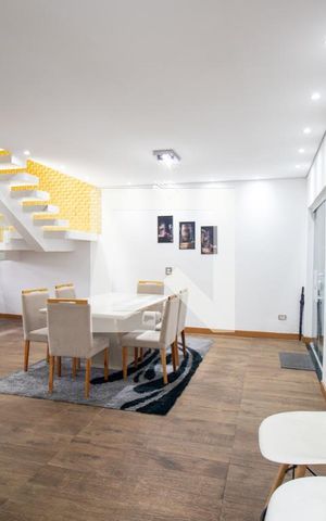 Casa de condomínio à venda com 300m², 3 quartos e 2 vagasCozinha