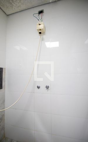 Casa de condomínio à venda com 300m², 3 quartos e 2 vagasBanheiro Social 2