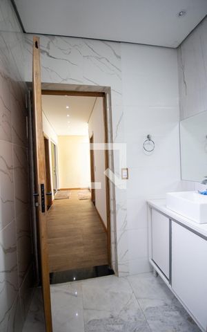 Casa de condomínio à venda com 300m², 3 quartos e 2 vagasBanheiro Social 1