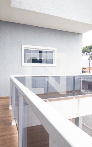 Casa de condomínio à venda com 300m², 3 quartos e 2 vagasVaranda da Suite