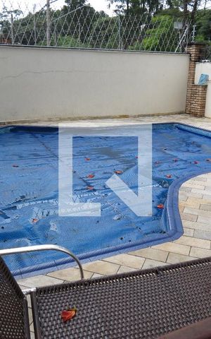 Casa de condomínio à venda com 177m², 4 quartos e 3 vagasÁrea comum - Piscina