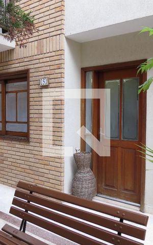 Casa de condomínio à venda com 177m², 4 quartos e 3 vagasEntrada Casa