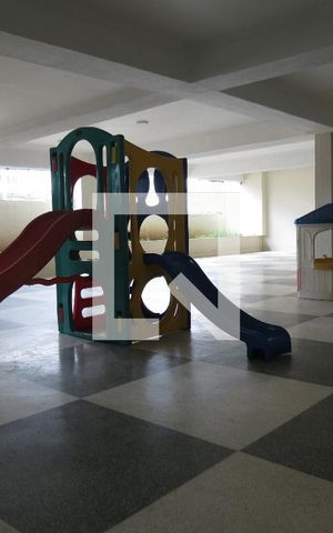 Casa de condomínio à venda com 177m², 4 quartos e 3 vagasDepósito