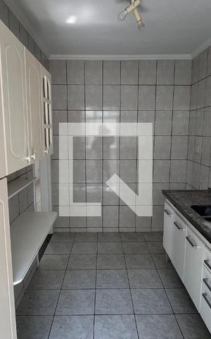 Apartamento para alugar com 50m², 2 quartos e 1 vaga Apartamento para alugar com 50m², 2 quartos e 1 vagaCozinha - Armários