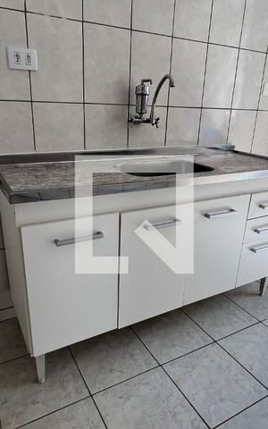 Apartamento para alugar com 50m², 2 quartos e 1 vaga Apartamento para alugar com 50m², 2 quartos e 1 vagaCozinha - Armários