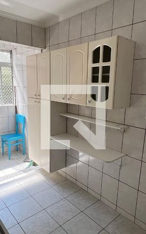 Apartamento para alugar com 50m², 2 quartos e 1 vaga Apartamento para alugar com 50m², 2 quartos e 1 vagaCozinha - Armários