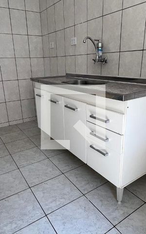 Apartamento para alugar com 50m², 2 quartos e 1 vaga Apartamento para alugar com 50m², 2 quartos e 1 vagaCozinha - Armários