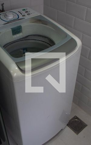 Apartamento à venda com 48m², 1 quarto e sem vaga Apartamento à venda com 48m², 1 quarto e sem vagaÁREA DE SERVIÇO