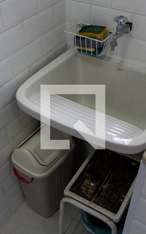Apartamento à venda com 48m², 1 quarto e sem vaga Apartamento à venda com 48m², 1 quarto e sem vagaÁREA DE SERVIÇO