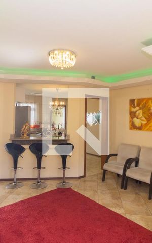 Casa à venda com 200m², 3 quartos e 2 vagasSala
