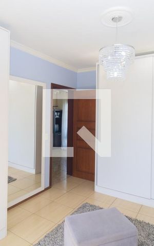 Casa à venda com 200m², 3 quartos e 2 vagasQuarto 2