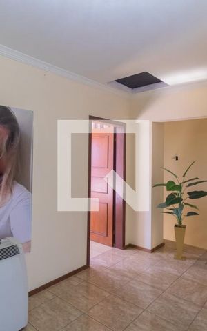 Casa à venda com 200m², 3 quartos e 2 vagasHall