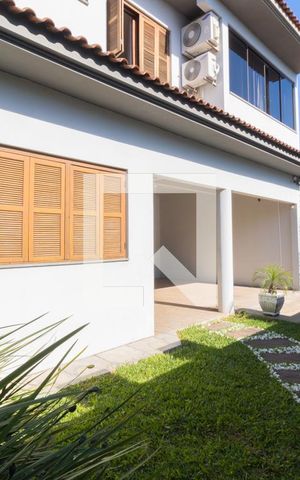 Casa à venda com 200m², 3 quartos e 2 vagasQuintal