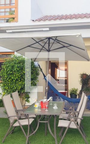 Casa à venda com 200m², 3 quartos e 2 vagasQuintal
