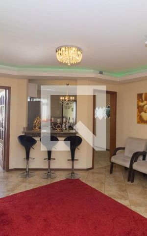 Casa à venda com 200m², 3 quartos e 2 vagasSala