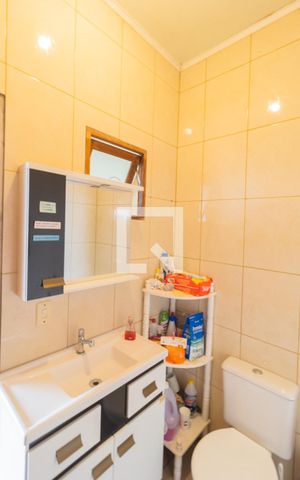 Casa à venda com 200m², 3 quartos e 2 vagasBanheiro de serviço