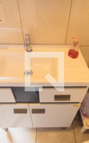 Casa à venda com 200m², 3 quartos e 2 vagasBanheiro de serviço