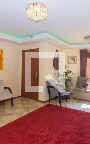 Casa à venda com 200m², 3 quartos e 2 vagasSala