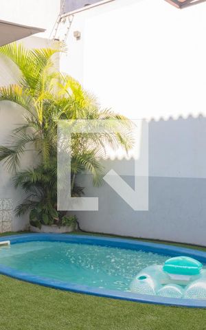 Casa à venda com 200m², 3 quartos e 2 vagasQuintal