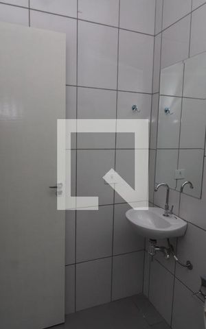 Apartamento para alugar com 54m², 2 quartos e sem vagaBanheiro