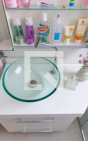 Apartamento à venda com 69m², 2 quartos e 1 vagaBanheiro 