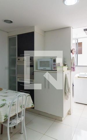 Apartamento à venda com 69m², 2 quartos e 1 vagaCozinha 