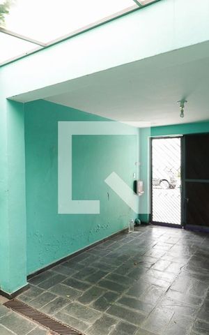 Casa à venda com 135m², 4 quartos e 3 vagasGaragem