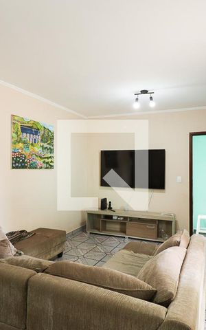 Casa à venda com 135m², 4 quartos e 3 vagasSala
