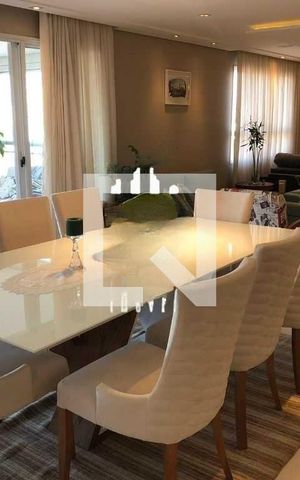 Apartamento à venda com 237m², 3 quartos e 4 vagas