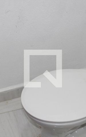 Casa para alugar com 180m², 2 quartos e 1 vagaBanheiro 2 da casa 1
