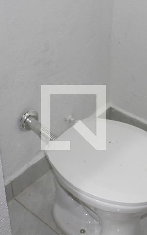 Casa para alugar com 180m², 2 quartos e 1 vagaBanheiro 2 da casa 1