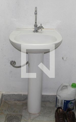 Casa para alugar com 180m², 2 quartos e 1 vagaBanheiro 1 da casa 1
