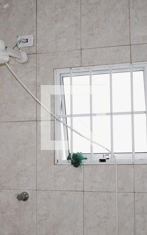 Casa para alugar com 180m², 2 quartos e 1 vagaBanheiro da casa 2