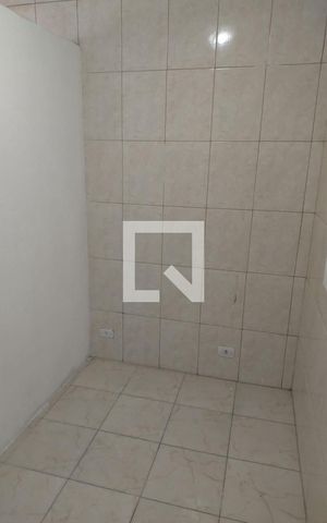 Casa para alugar com 180m², 2 quartos e 1 vaga Casa para alugar com 180m², 2 quartos e 1 vagaQuarto 1 da casa 2