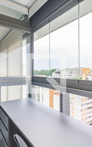 Apartamento à venda com 130m², 2 quartos e 1 vagaVaranda